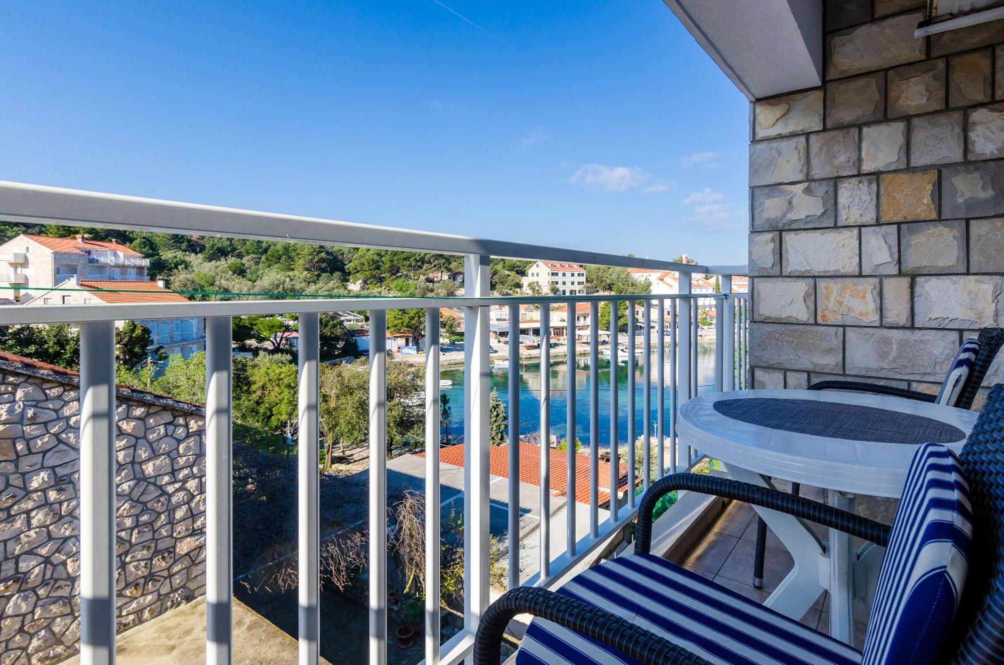 Apartments Lorena Mljet Pomena Luaran gambar